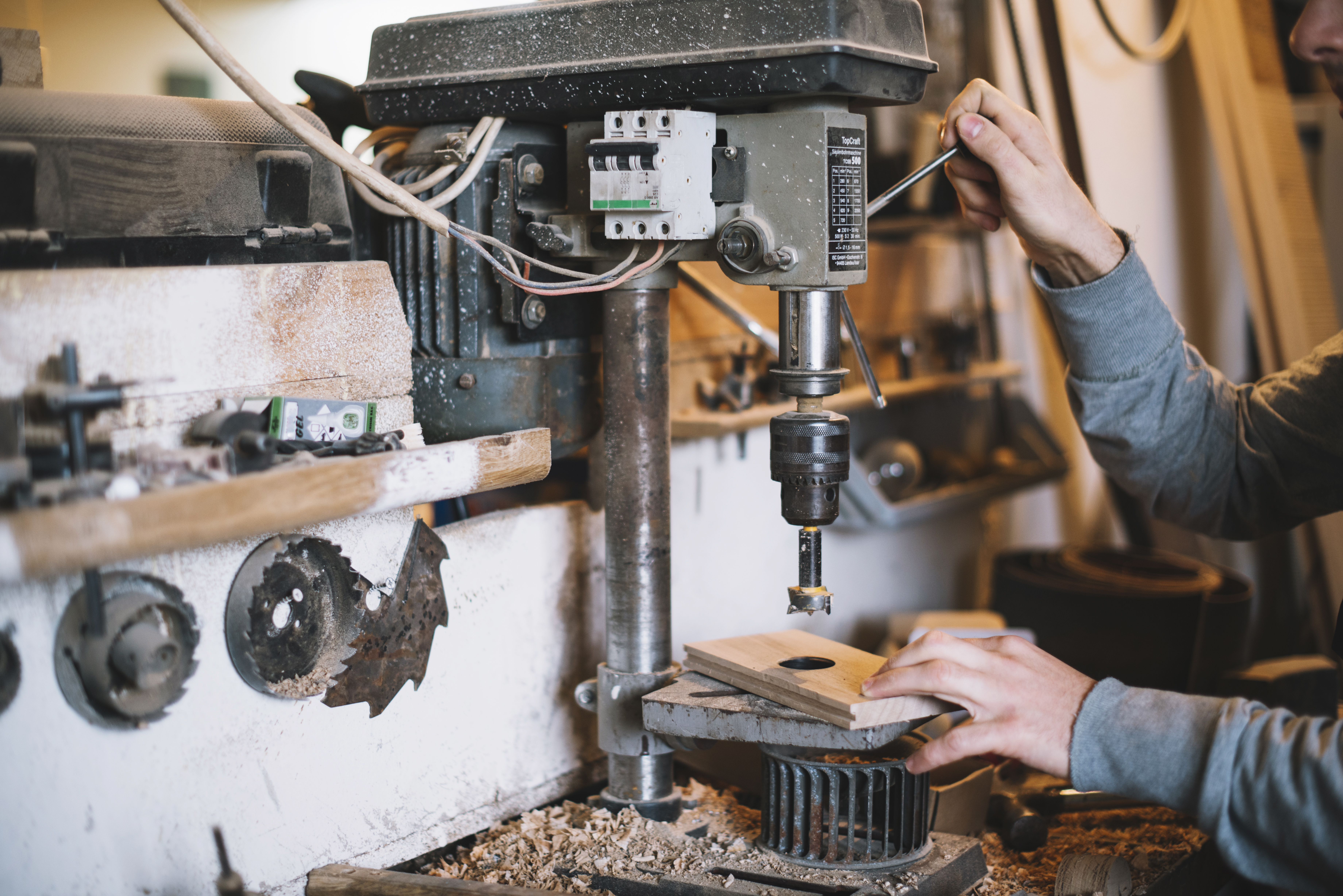 Universal Milling Machine
