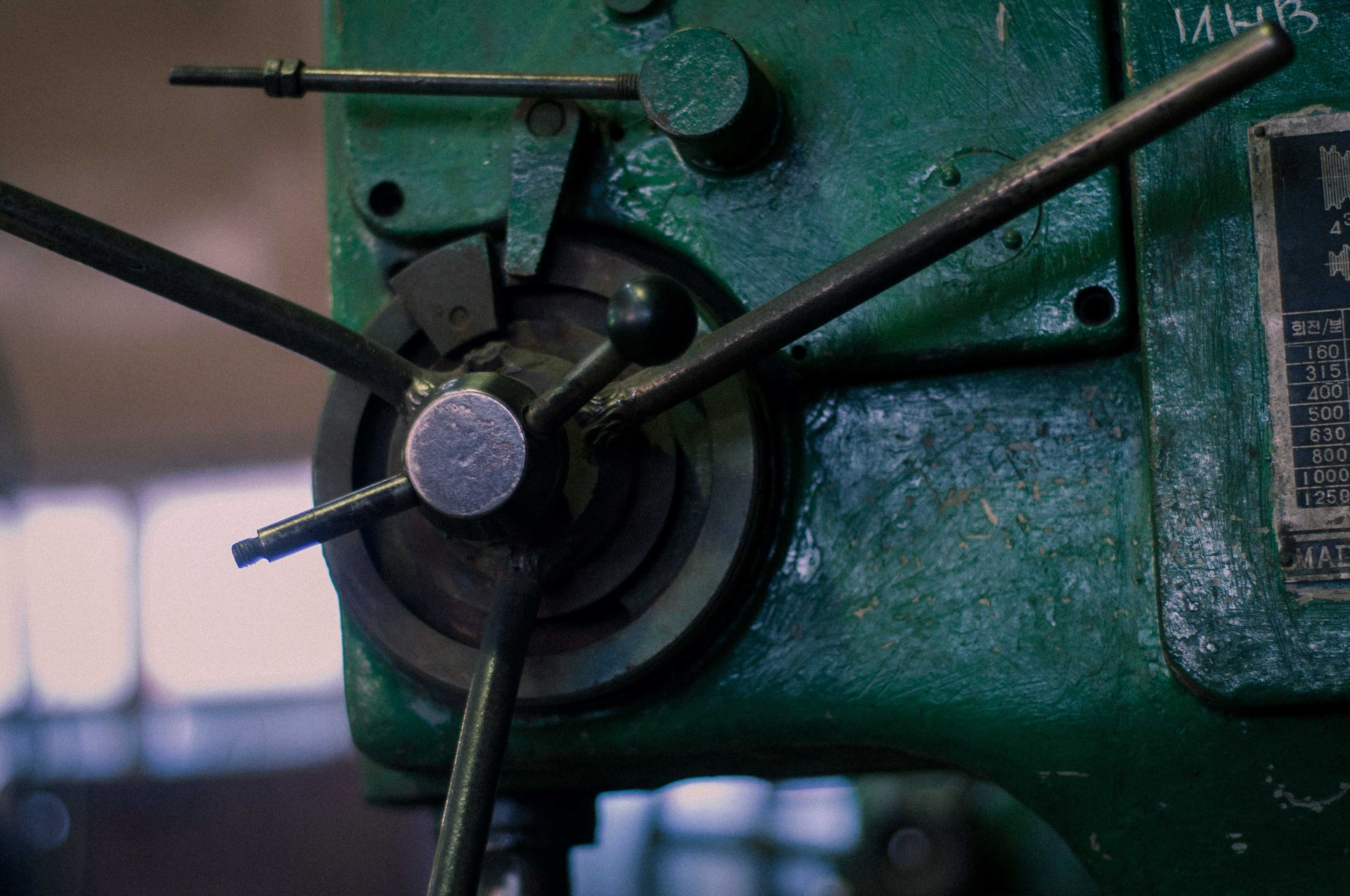 Tapping Machine
